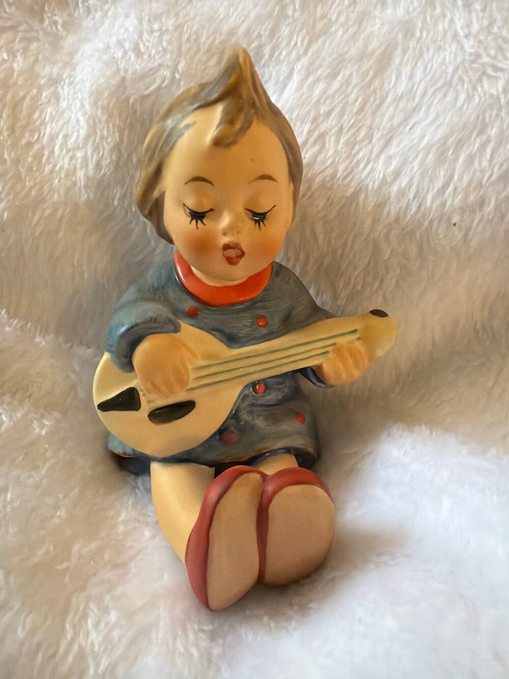 Vintage Goebel Hummel #53 Joyful Girl w/ Guitar Mandolin Figurine W Germany